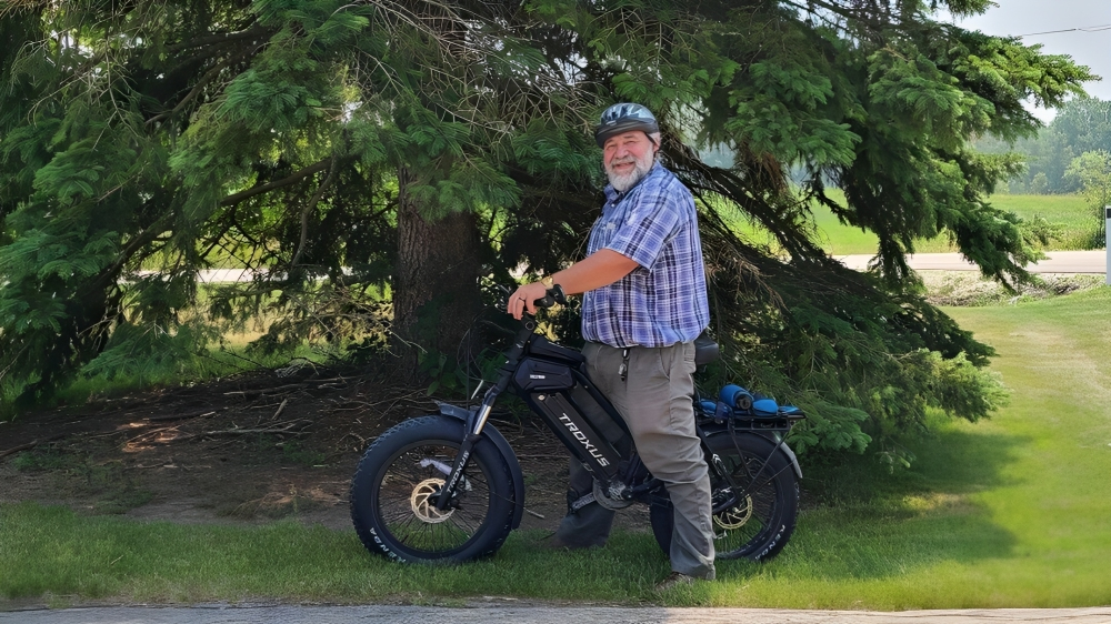 Ambassador: Across The Arizona Desert with Troxus E-bike.