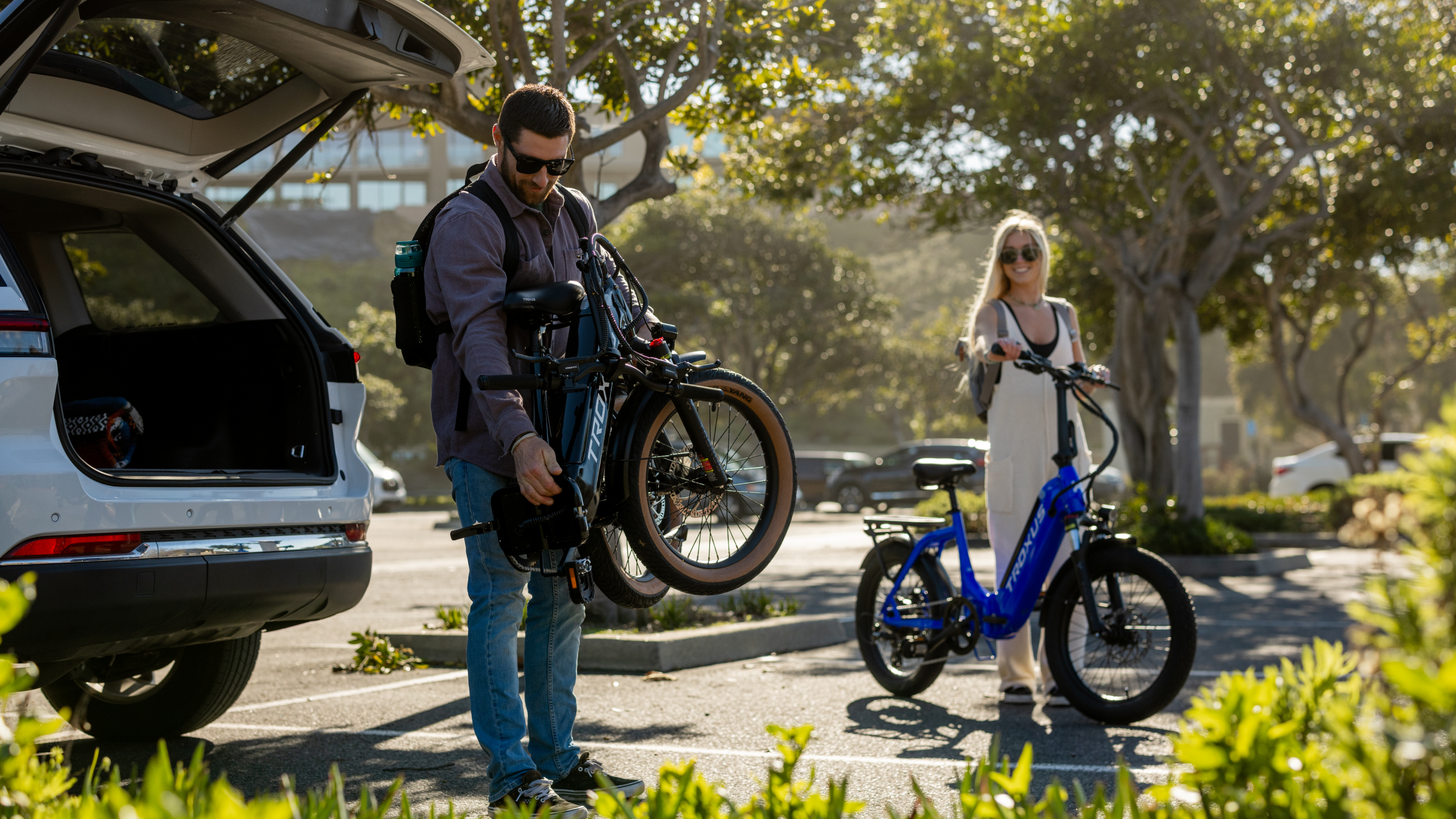 troxus-folding-e-bikes