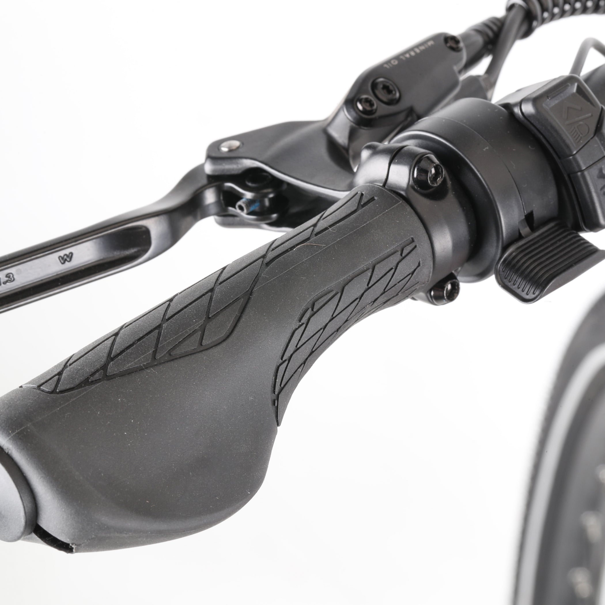 troxus-Trax-Mid-Low-Step