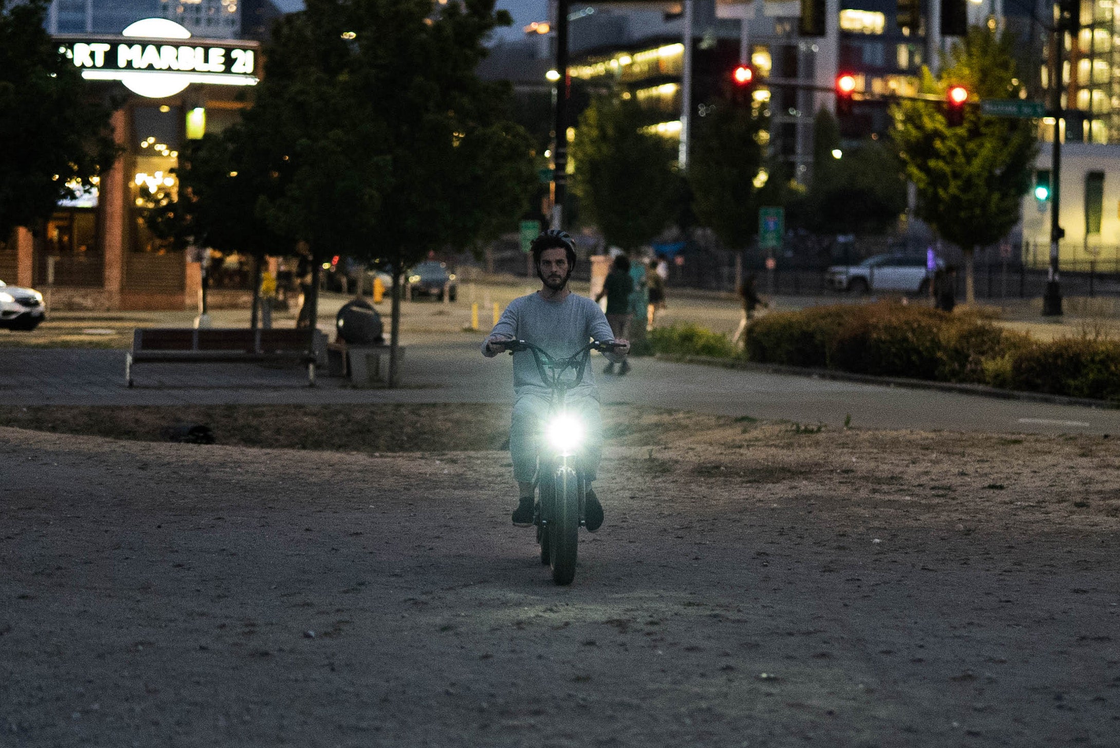 Everything You Need To Know About E-Bikes Lumen Lights