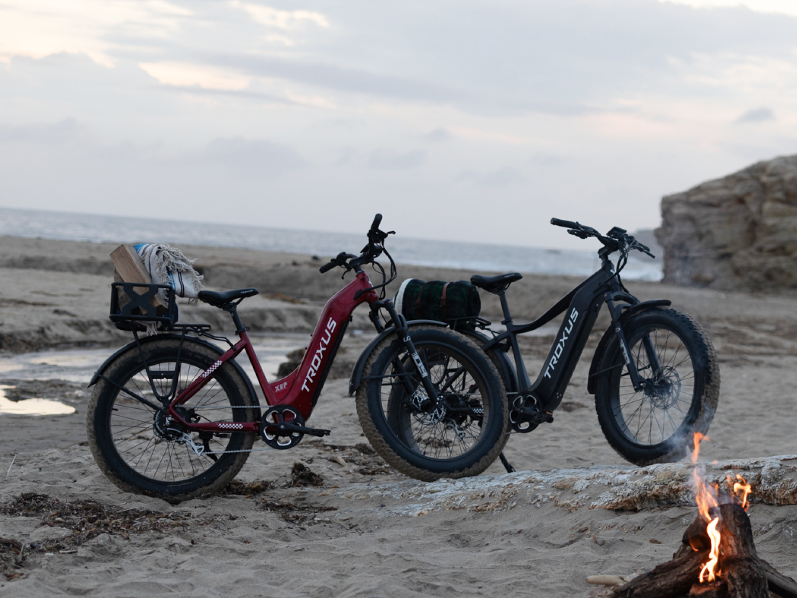 camping-outside-with-ebike